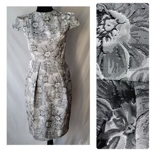 Carmen Marc Valvo Black and Gray Floral Dress